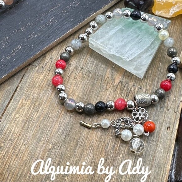 Labradorite and quartz Black Onyx beaded bracelet - Picture 1 of 5
